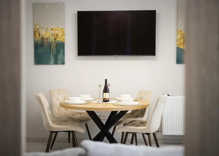 3 Room Modern Apartment